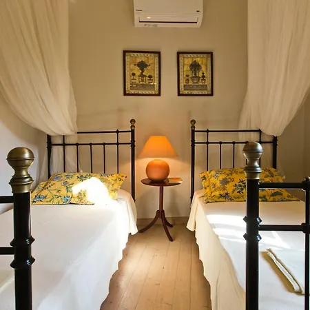 Holiday home Casa Paleopolis Near Royal Baths Mon Repo