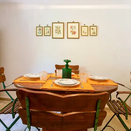 Holiday home Casa Paleopolis Near Royal Baths Mon Repo *